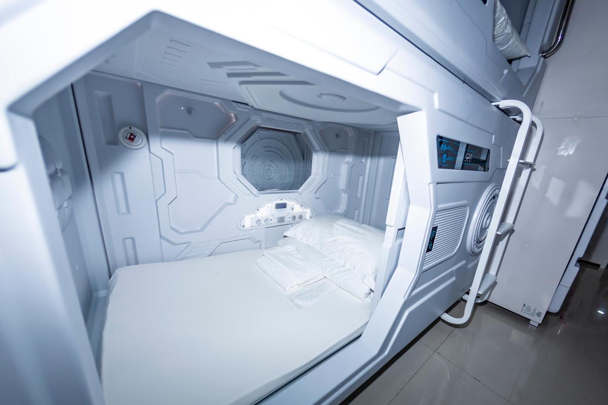 Kiwi Capsule Capsule hotel